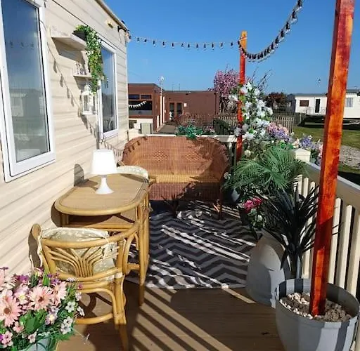 Stunning Holiday Home @ Uks Award Winning Beach